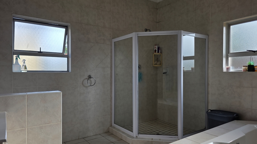 To Let 4 Bedroom Property for Rent in Eldo Glen Gauteng