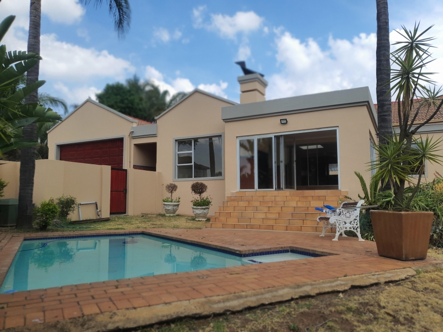 To Let 4 Bedroom Property for Rent in Eldo Glen Gauteng