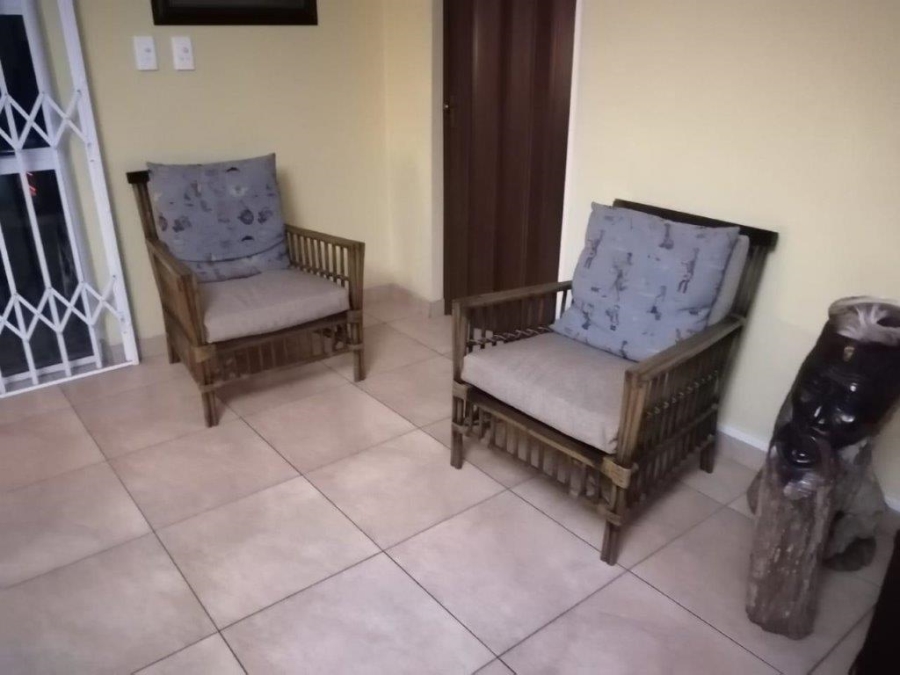 7 Bedroom Property for Sale in Clayville Gauteng