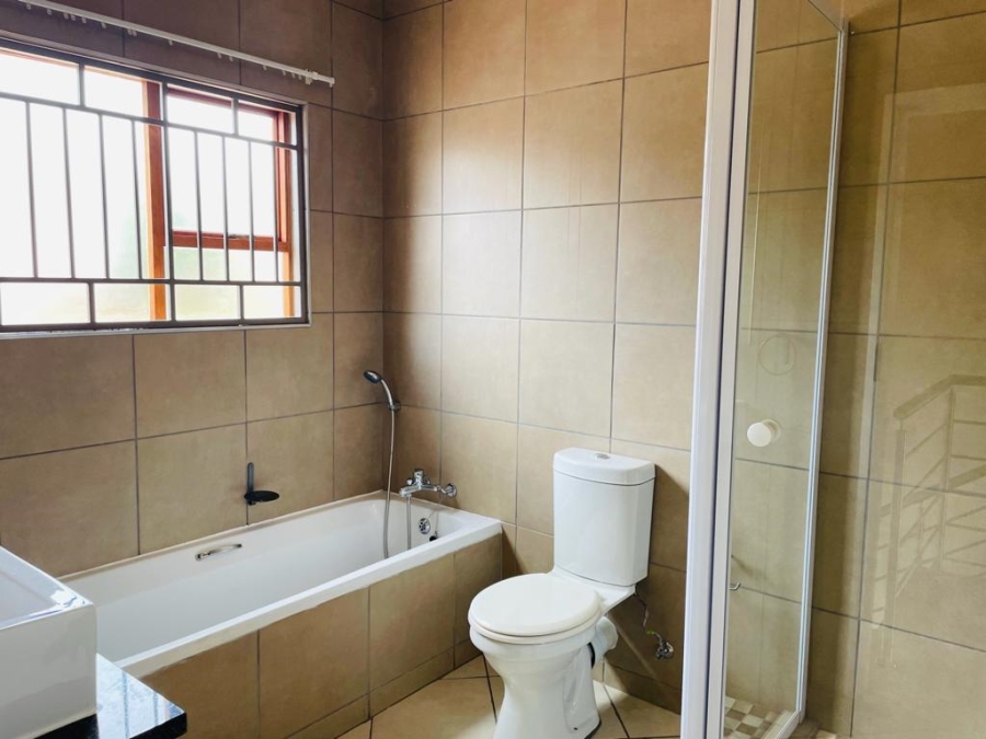 3 Bedroom Property for Sale in Eldo Ridge Estate Gauteng
