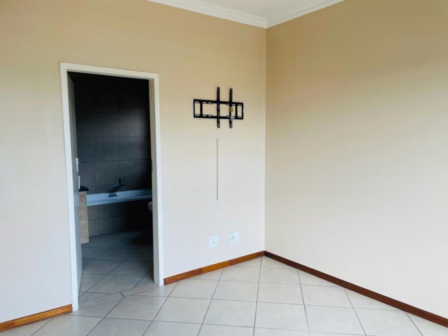 3 Bedroom Property for Sale in Eldo Ridge Estate Gauteng