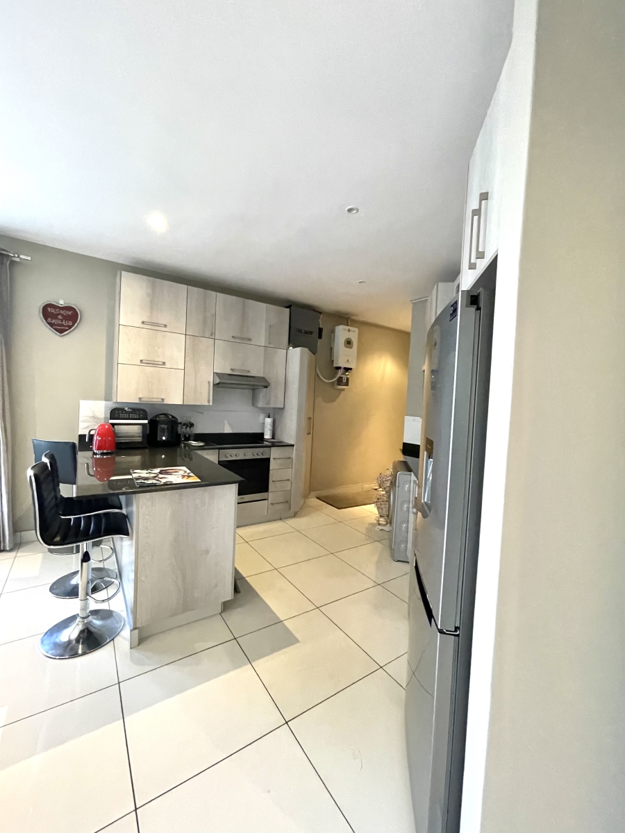 2 Bedroom Property for Sale in Rivonia Gauteng