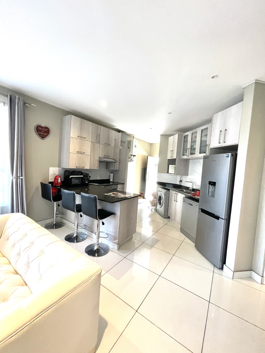 2 Bedroom Property for Sale in Rivonia Gauteng