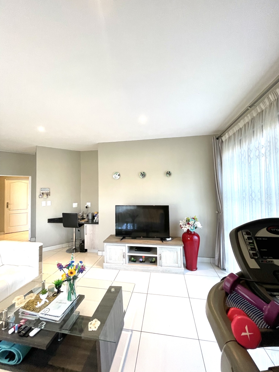 2 Bedroom Property for Sale in Rivonia Gauteng