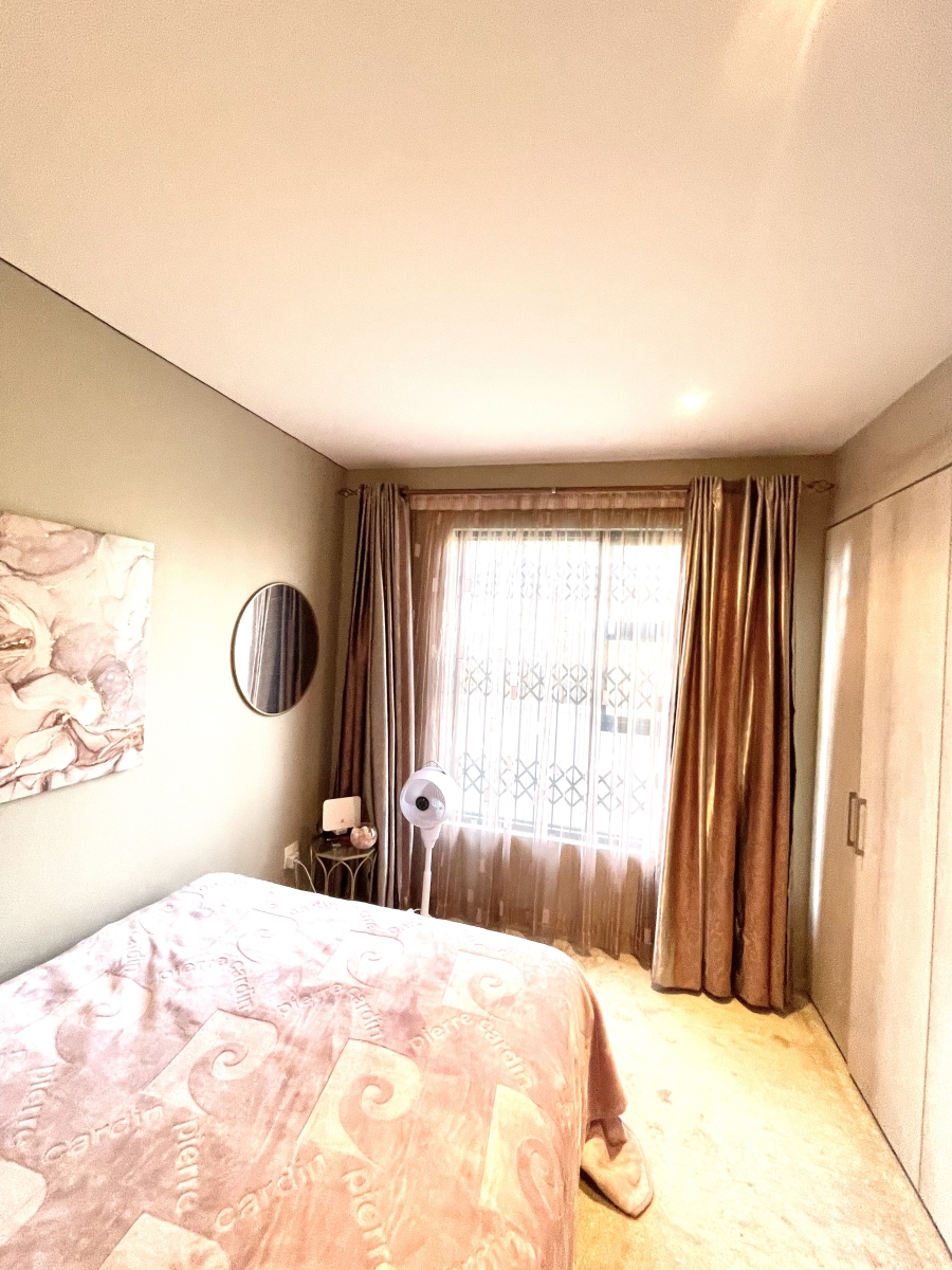 2 Bedroom Property for Sale in Rivonia Gauteng