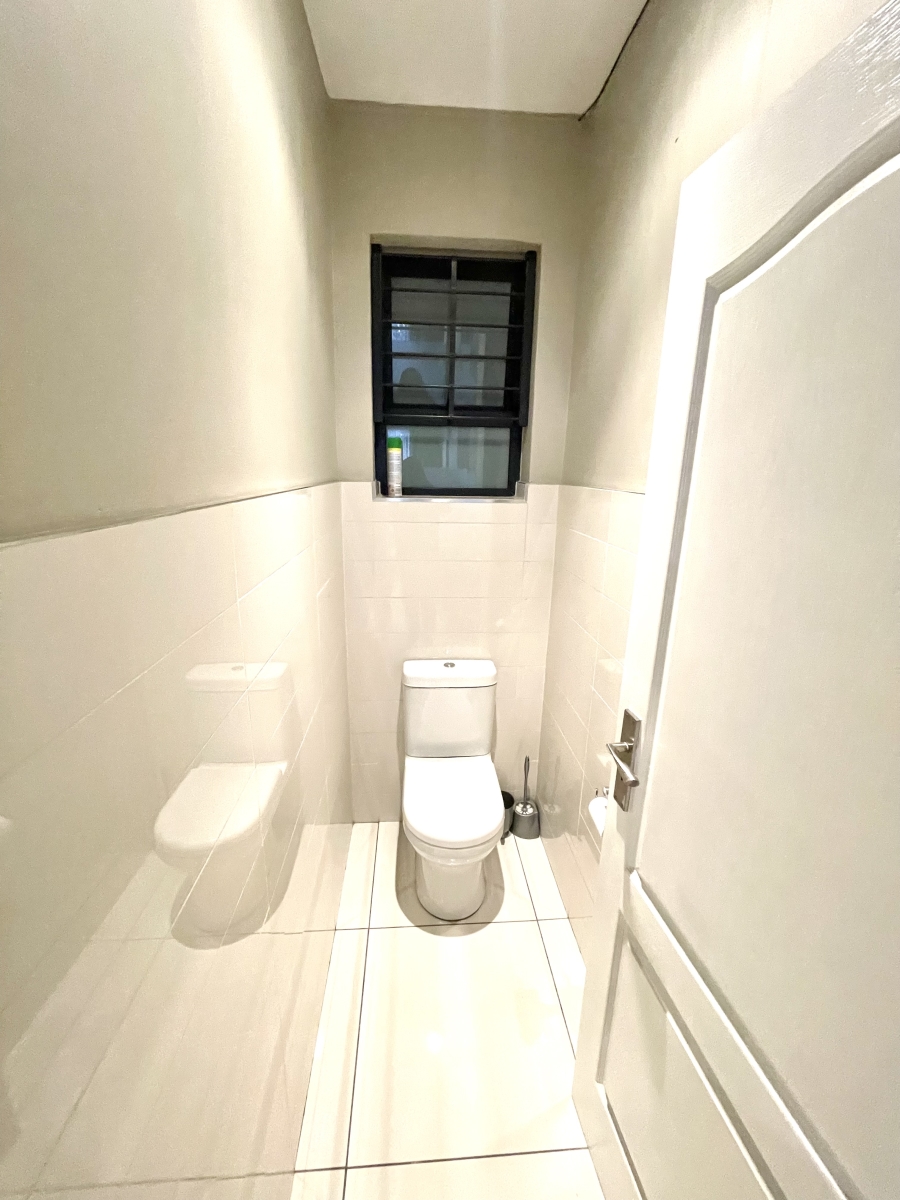 2 Bedroom Property for Sale in Rivonia Gauteng