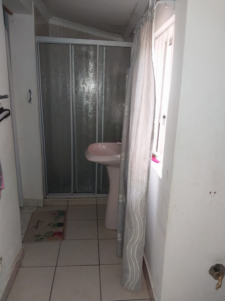 4 Bedroom Property for Sale in Laudium Gauteng