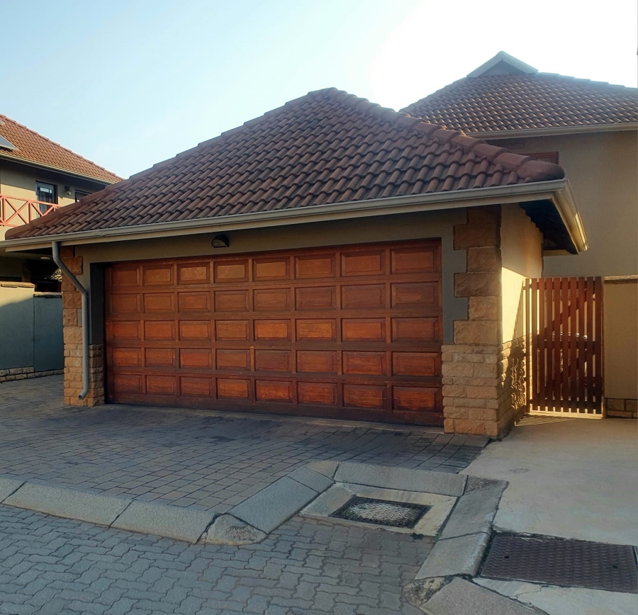 3 Bedroom Property for Sale in Eldo Glen Gauteng