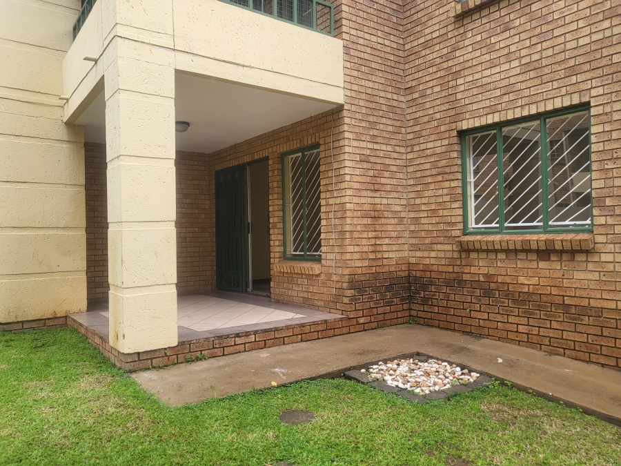3 Bedroom Property for Sale in Die Hoewes Gauteng