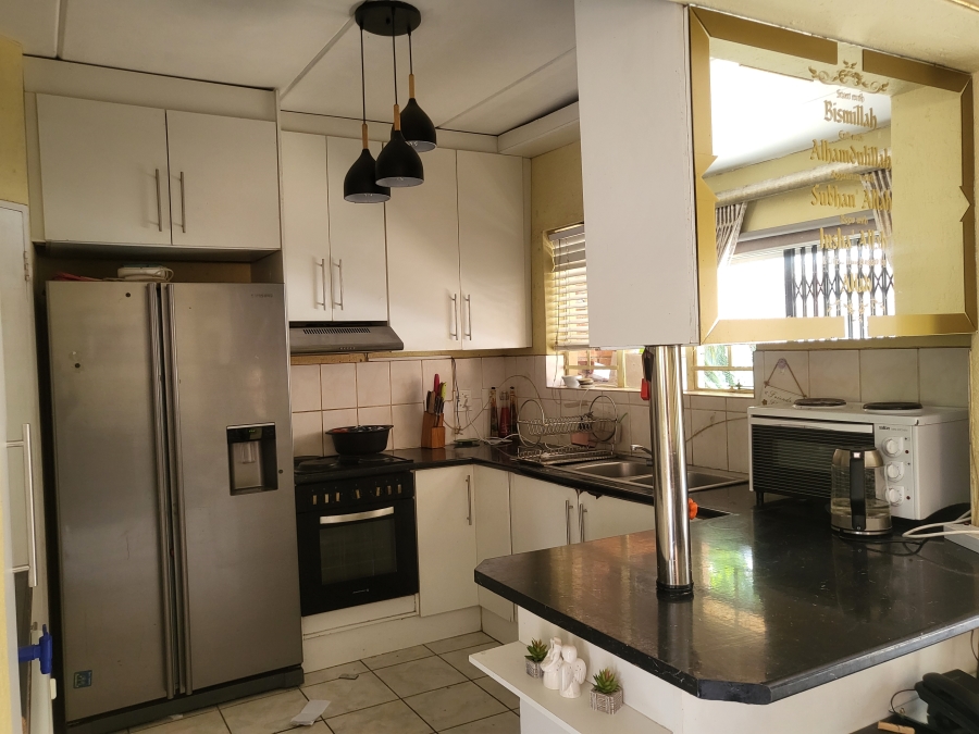 3 Bedroom Property for Sale in Heuwelsig Estate Gauteng