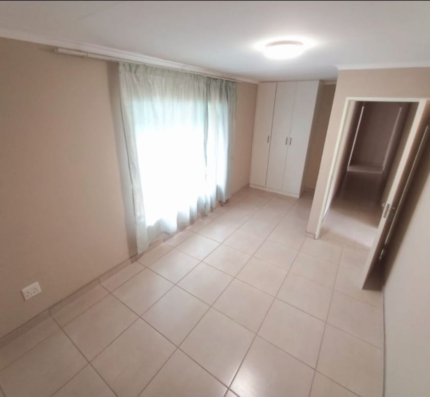 4 Bedroom Property for Sale in Suiderberg Gauteng