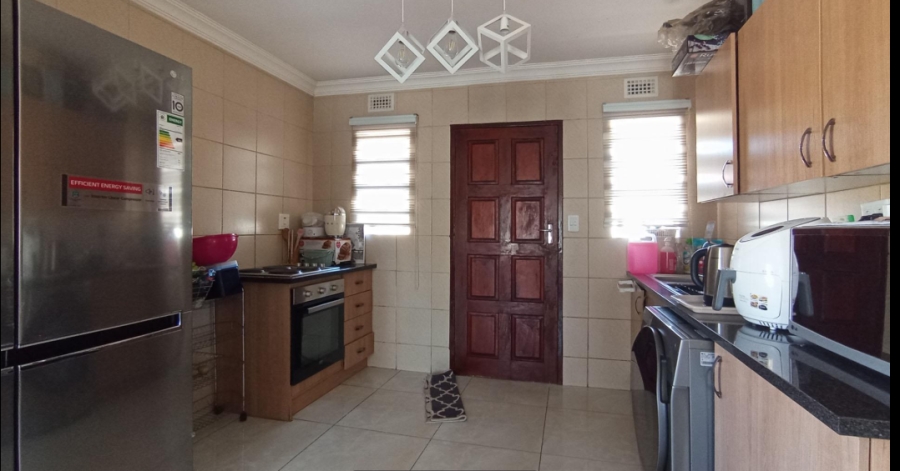 3 Bedroom Property for Sale in Clayville Gauteng