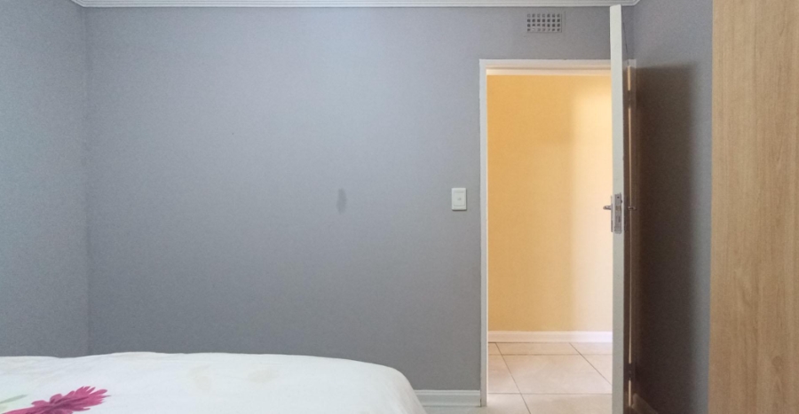 3 Bedroom Property for Sale in Clayville Gauteng