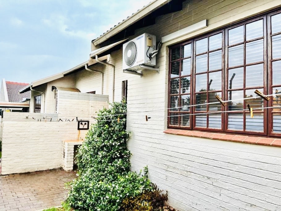 2 Bedroom Property for Sale in Ferndale Gauteng