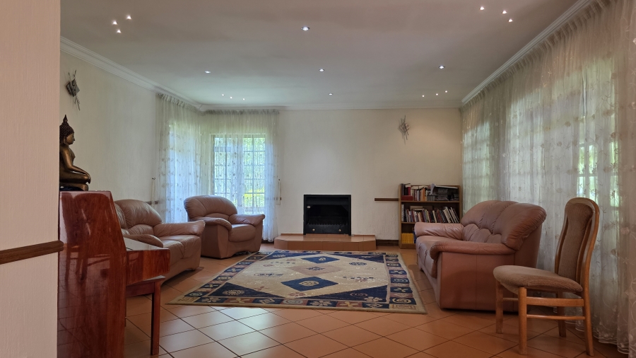 4 Bedroom Property for Sale in Raslouw A H Gauteng