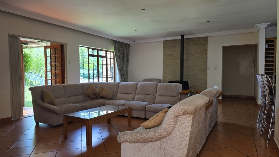 4 Bedroom Property for Sale in Raslouw A H Gauteng