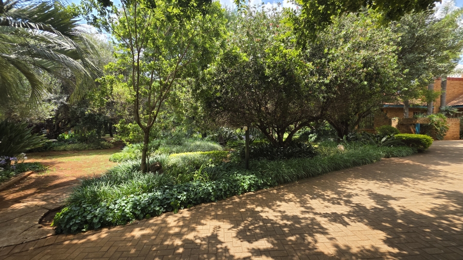 4 Bedroom Property for Sale in Raslouw A H Gauteng