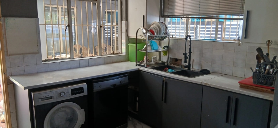 4 Bedroom Property for Sale in Rietfontein AH Gauteng