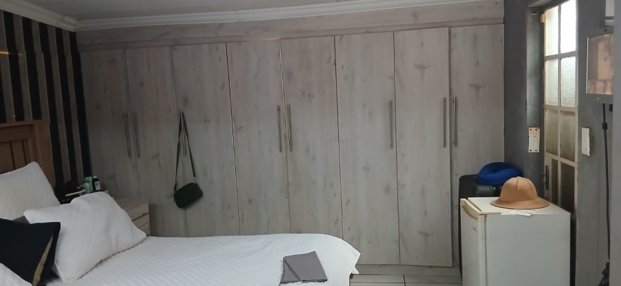 4 Bedroom Property for Sale in Rietfontein AH Gauteng