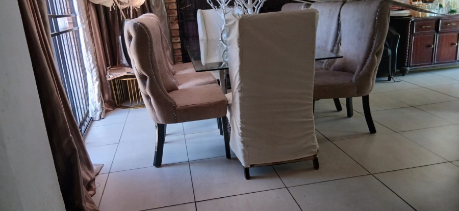 4 Bedroom Property for Sale in Rietfontein AH Gauteng