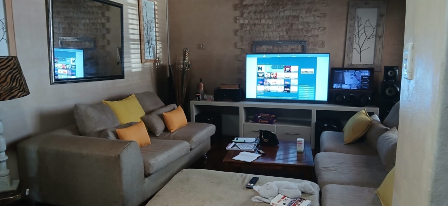 4 Bedroom Property for Sale in Rietfontein AH Gauteng