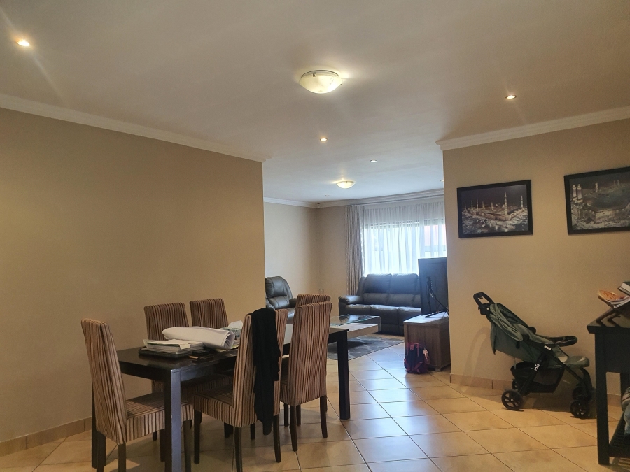 To Let 3 Bedroom Property for Rent in Raslouw Manor Gauteng