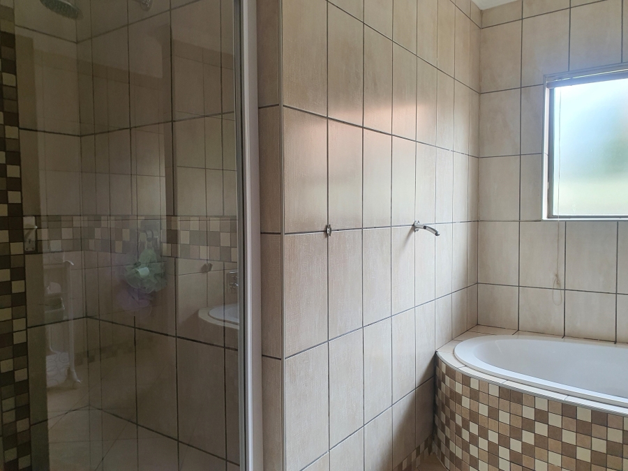 To Let 3 Bedroom Property for Rent in Raslouw Manor Gauteng