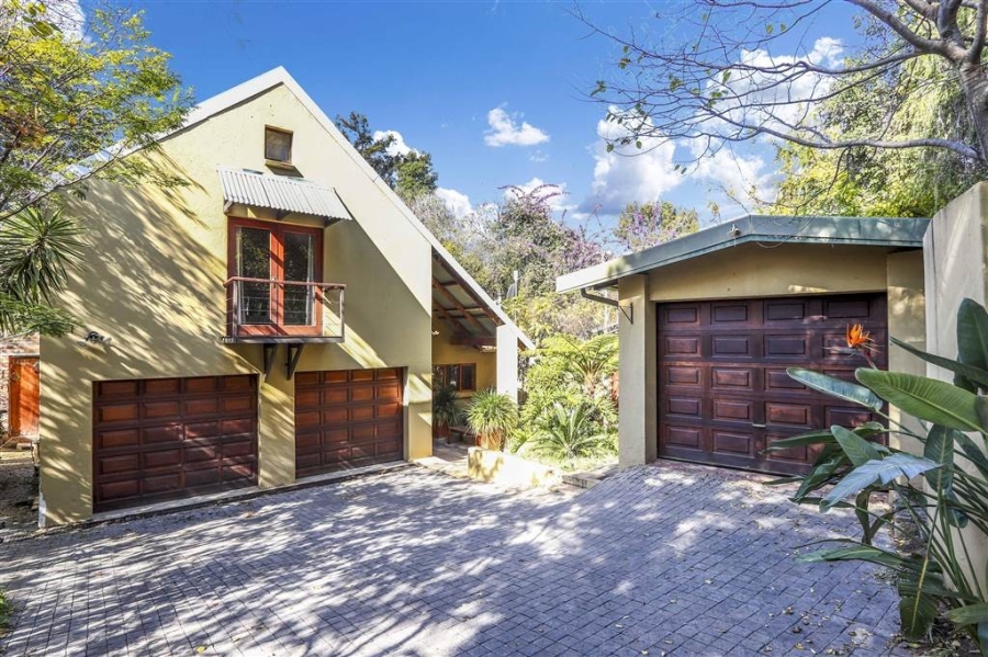 To Let 4 Bedroom Property for Rent in Rivonia Gauteng