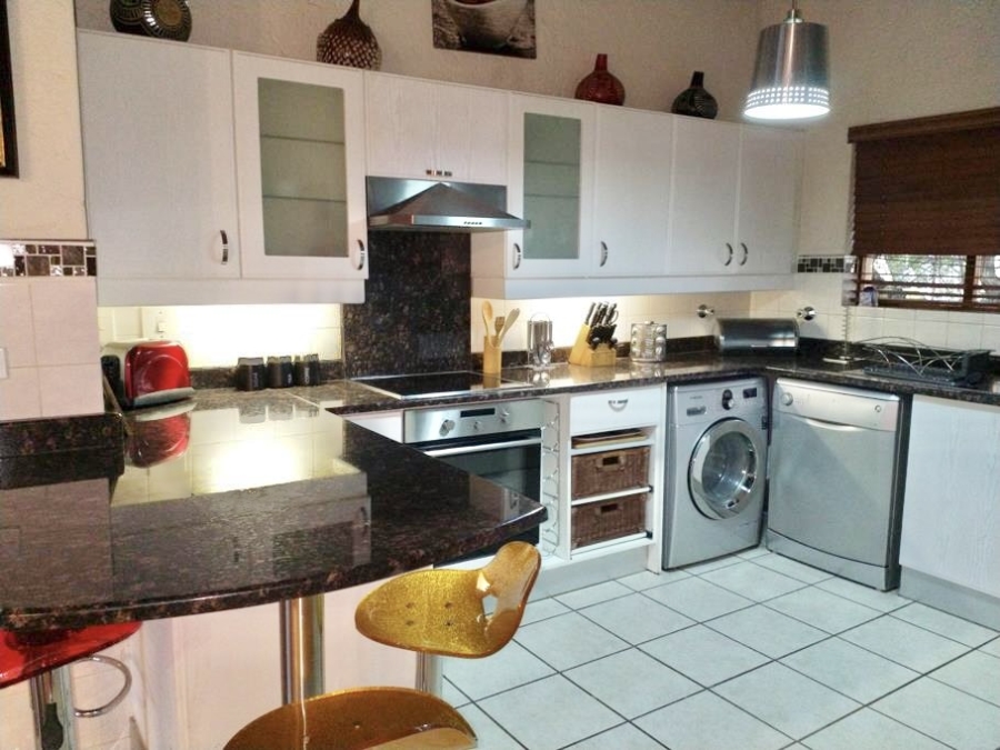 To Let 3 Bedroom Property for Rent in Morningside Gauteng