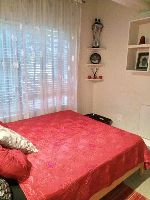 To Let 3 Bedroom Property for Rent in Morningside Gauteng