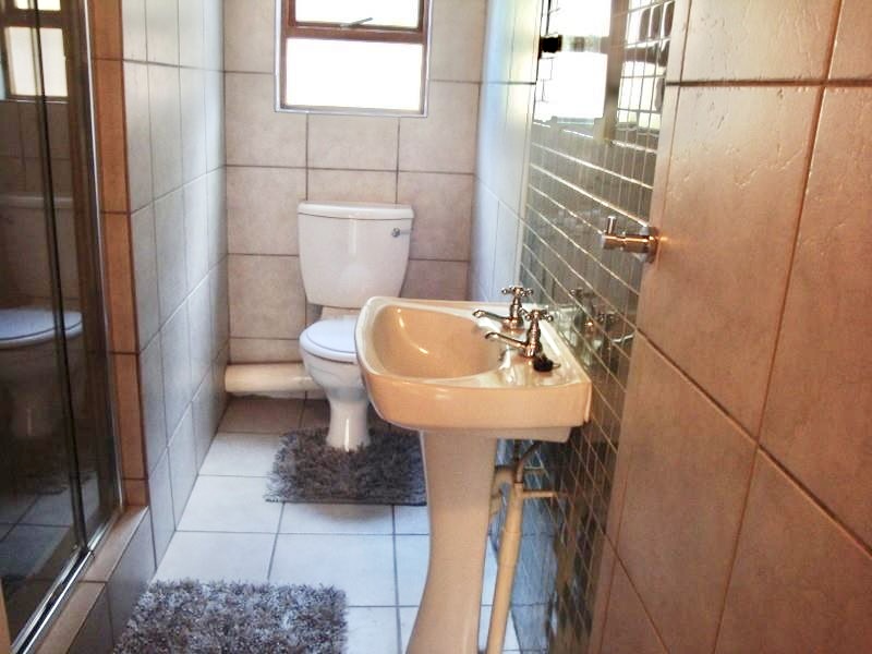 To Let 3 Bedroom Property for Rent in Morningside Gauteng