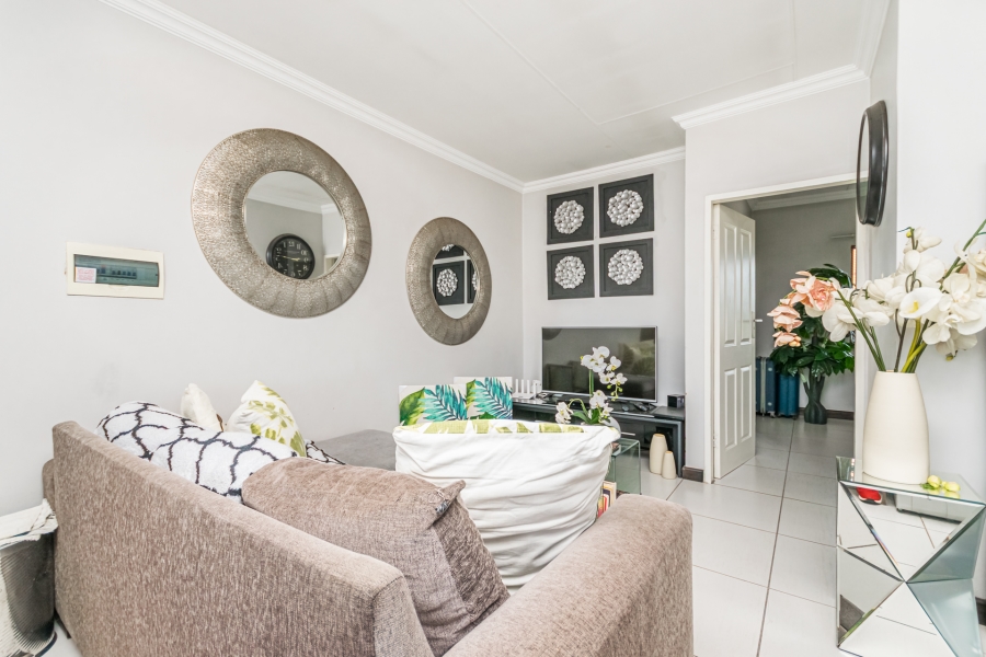 1 Bedroom Property for Sale in Halfway Gardens Gauteng