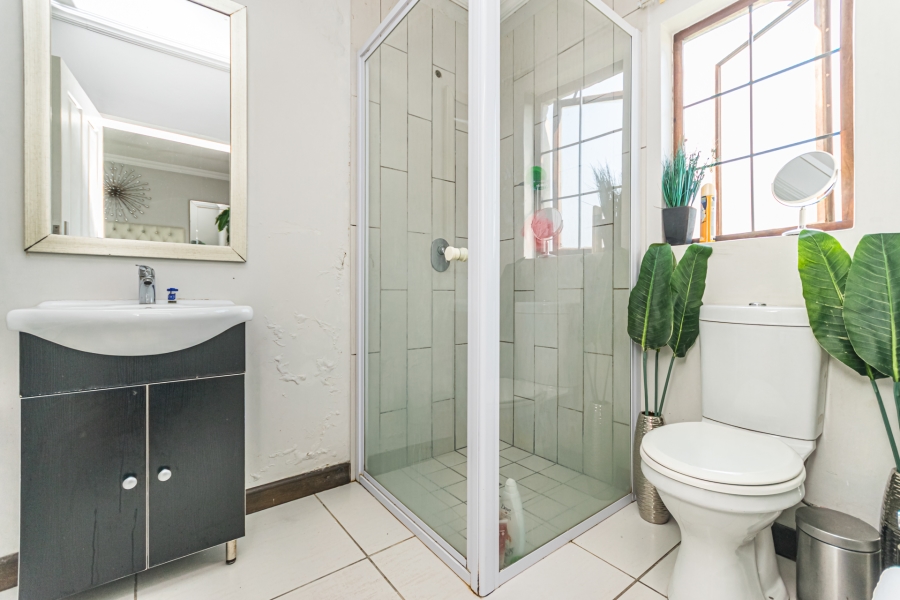 1 Bedroom Property for Sale in Halfway Gardens Gauteng