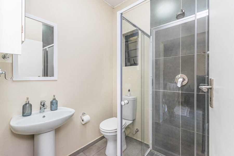 2 Bedroom Property for Sale in Waterfall Ridge Gauteng