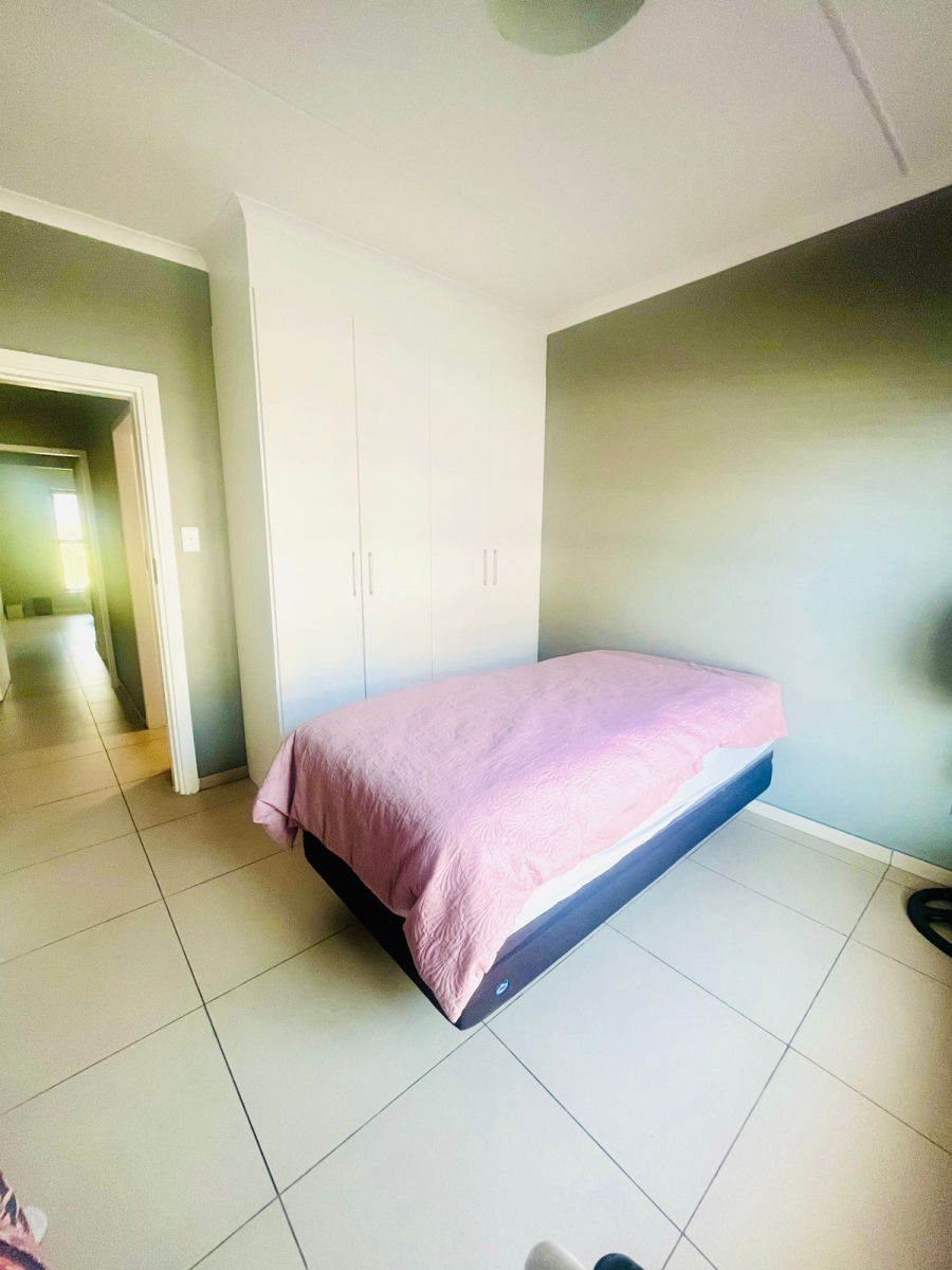 To Let 2 Bedroom Property for Rent in Carlswald Estate Gauteng