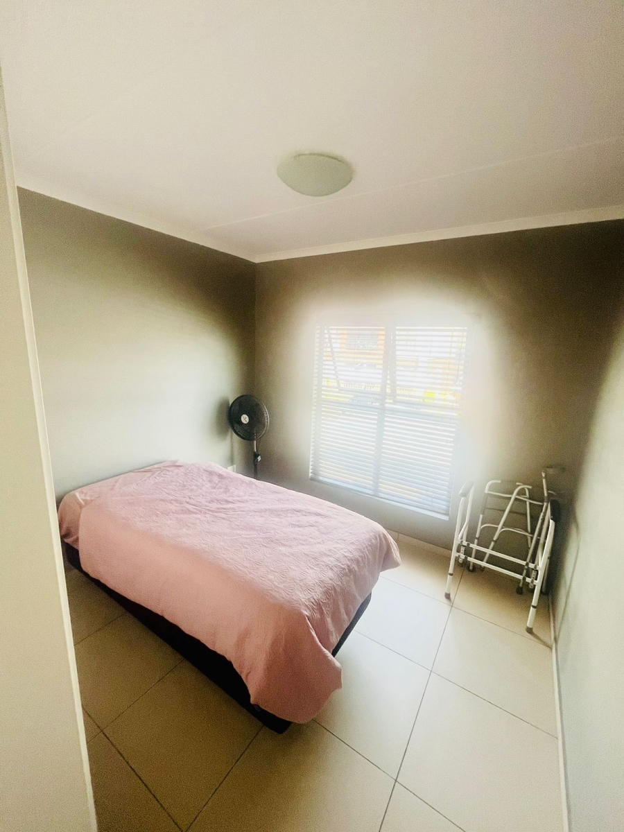 To Let 2 Bedroom Property for Rent in Carlswald Estate Gauteng