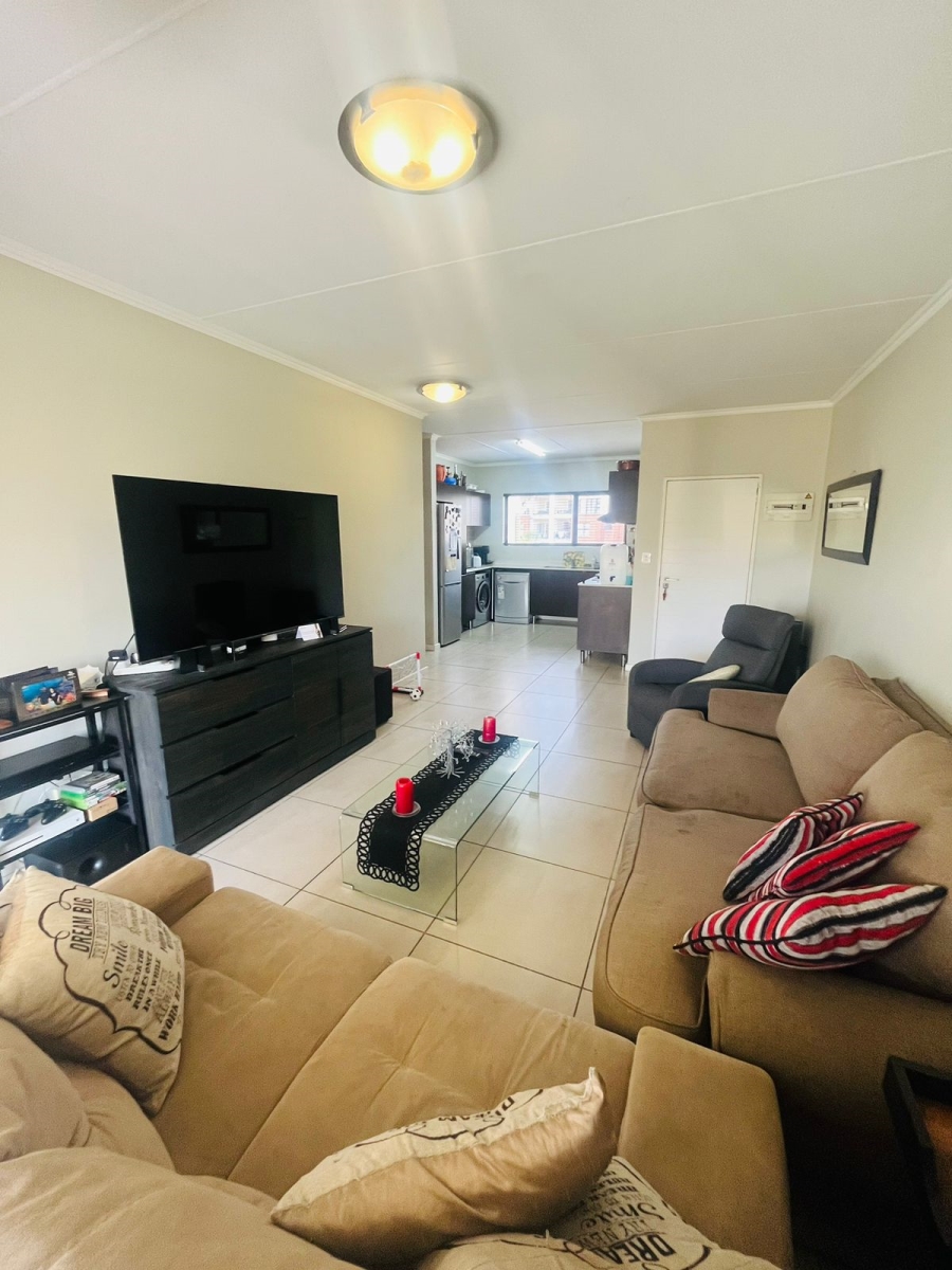 To Let 2 Bedroom Property for Rent in Kyalami Hills Gauteng