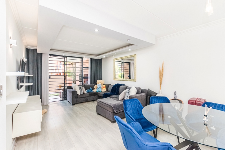 2 Bedroom Property for Sale in Morningside Gauteng