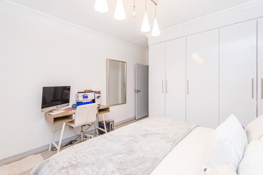 2 Bedroom Property for Sale in Morningside Gauteng