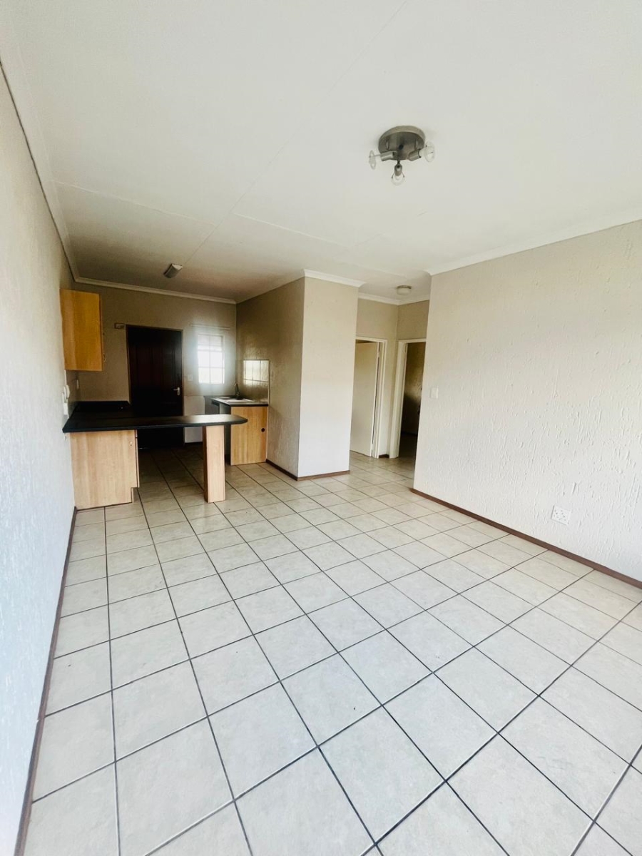 2 Bedroom Property for Sale in Hughes Gauteng