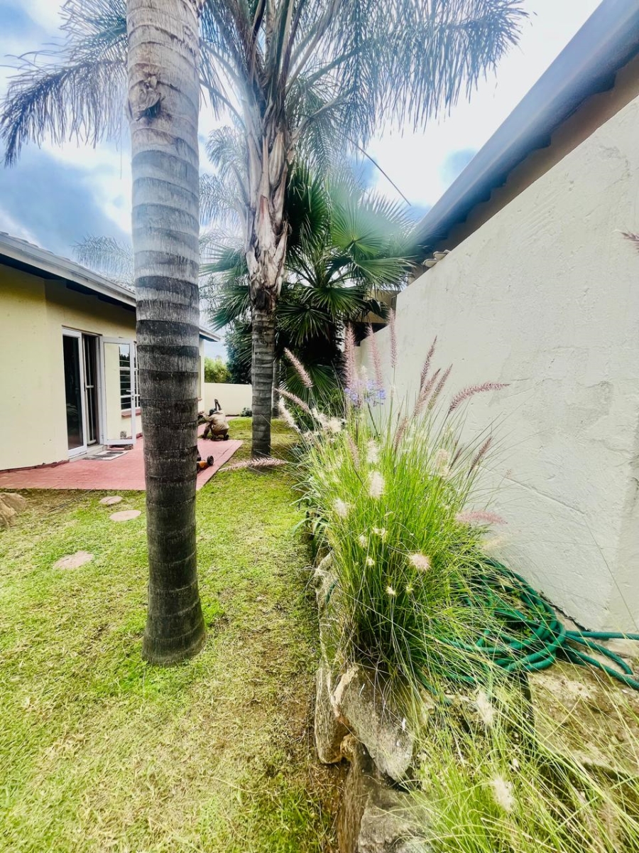 To Let 3 Bedroom Property for Rent in Halfway Gardens Gauteng