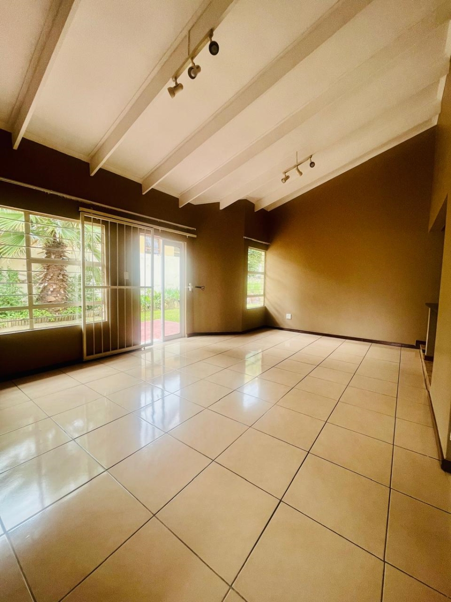 To Let 3 Bedroom Property for Rent in Halfway Gardens Gauteng