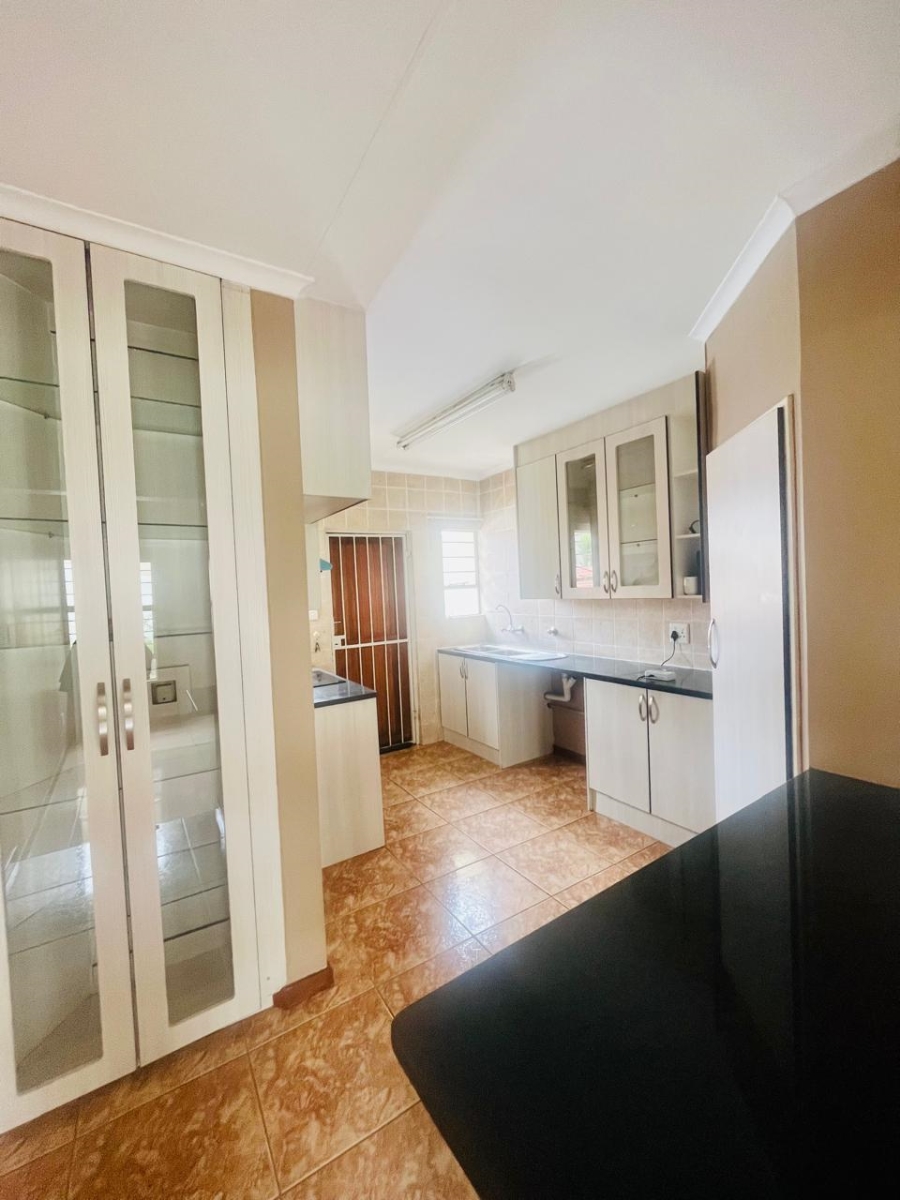 To Let 3 Bedroom Property for Rent in Halfway Gardens Gauteng