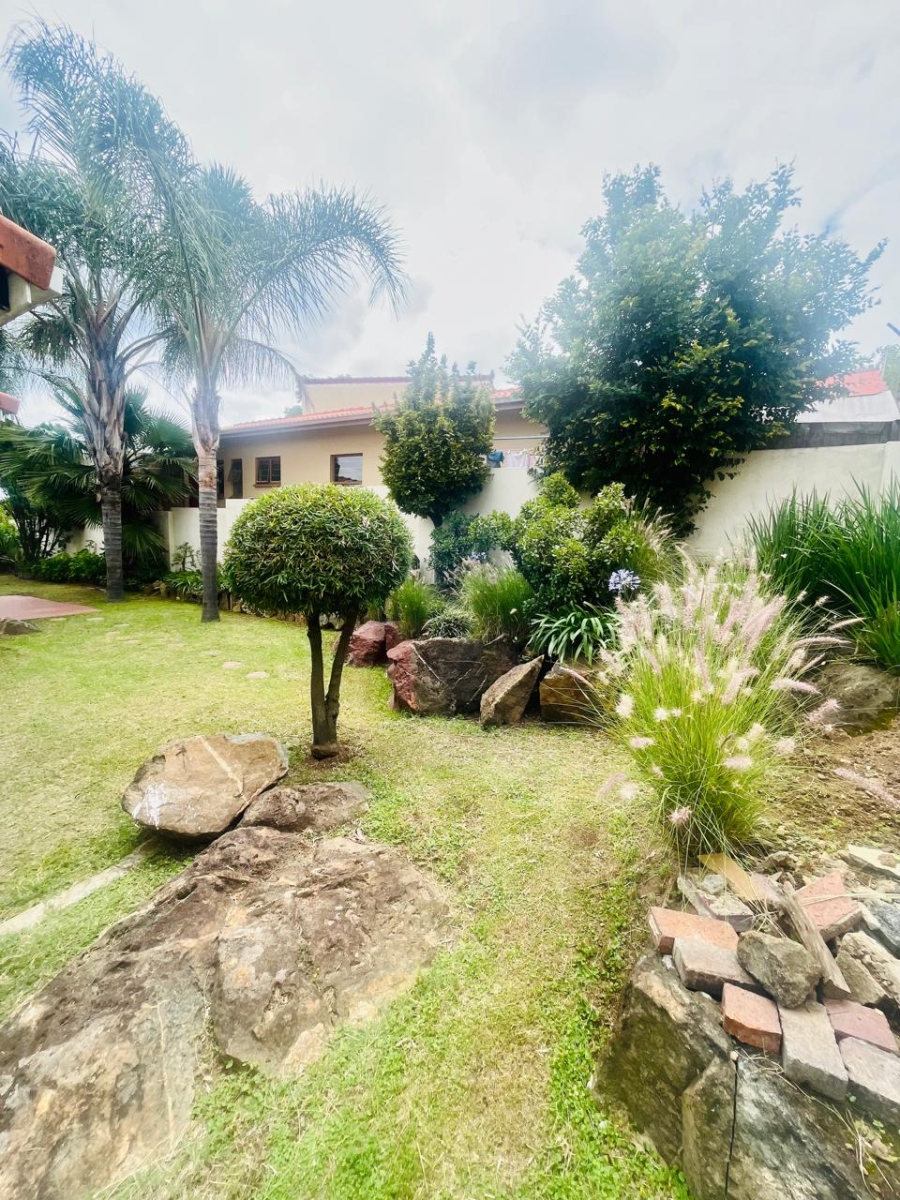 To Let 3 Bedroom Property for Rent in Halfway Gardens Gauteng