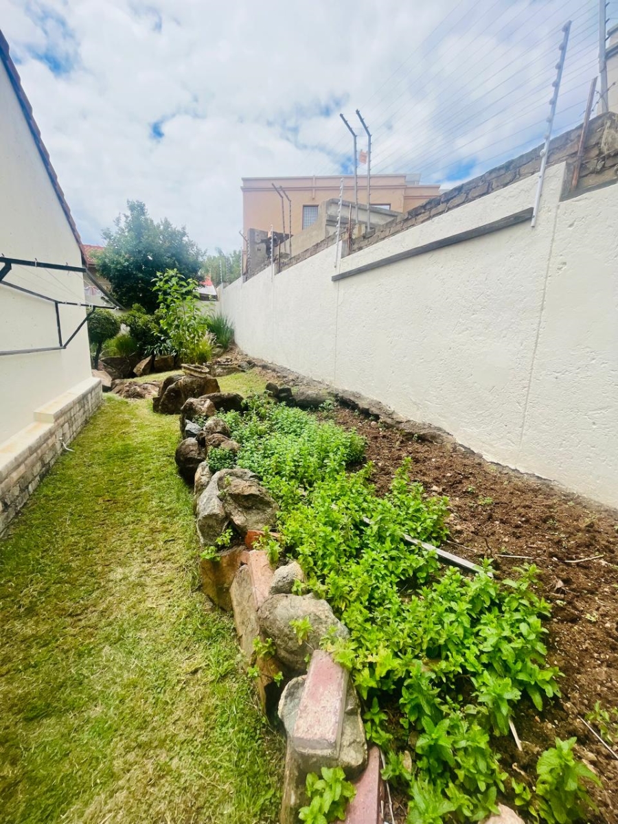 To Let 3 Bedroom Property for Rent in Halfway Gardens Gauteng