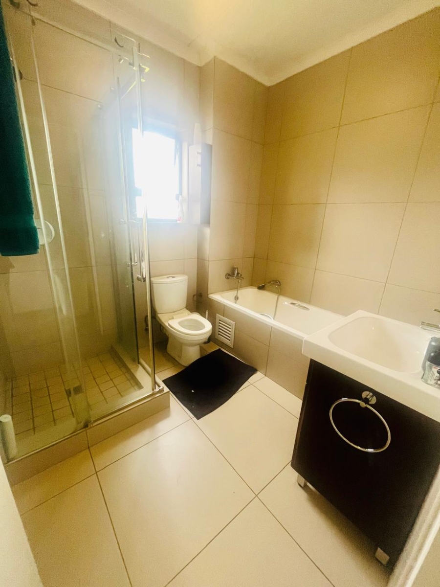 2 Bedroom Property for Sale in Carlswald Gauteng