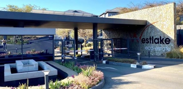 To Let 2 Bedroom Property for Rent in Modderfontein Gauteng