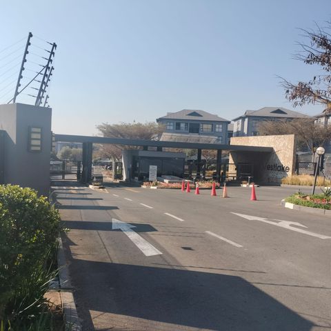 To Let 2 Bedroom Property for Rent in Modderfontein Gauteng