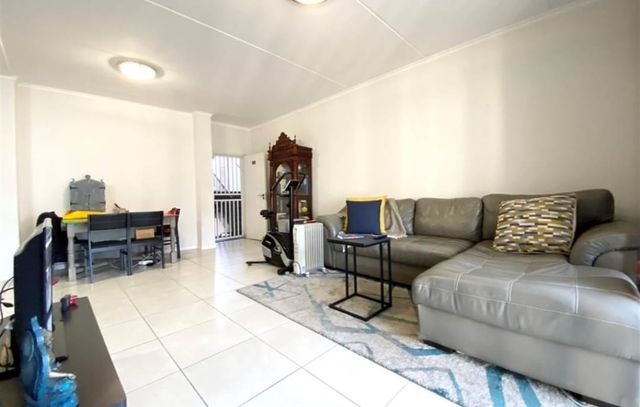 To Let 2 Bedroom Property for Rent in Modderfontein Gauteng