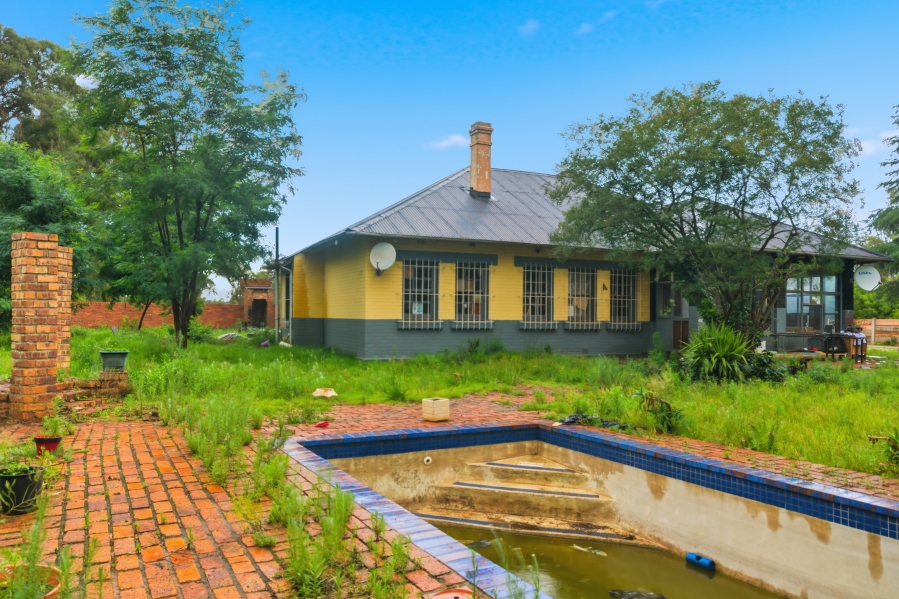 3 Bedroom Property for Sale in Daggafontein Gauteng